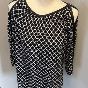 Jones New York Black and White Patterned Blouse